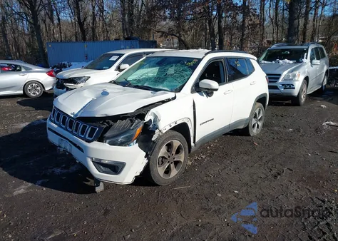 2018 Jeep Compass Latitude 4X4 z USA, uszkodzony, nr VIN 3C4NJDBB2JT238574